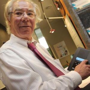 8519180_1478308270_v1_1_400